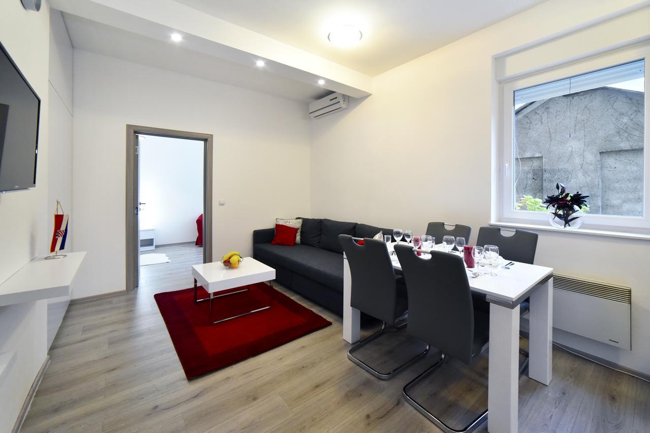 Apartment Sermazi ザグレブ エクステリア 写真